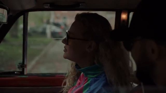 Клип. Между нами стена