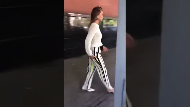 Модные женские брюки смотреть онлайн