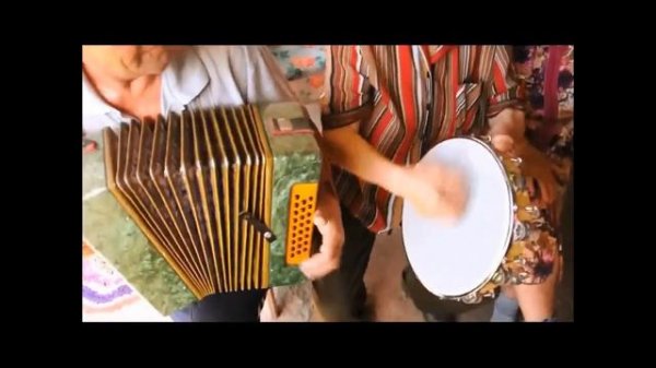 Игра на бубне