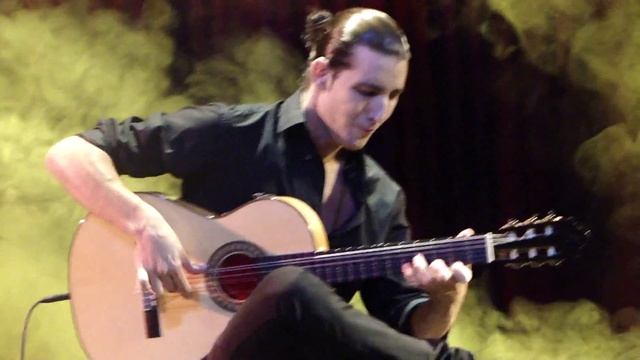 Как правильно играть испанскую мелодию на гитаре смотреть онлайн