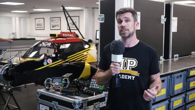 234kph, 600HP, 24 Hour Racing Weapon | Jota Sport LMP2 Electronics [TECH TALK] смотреть онлайн