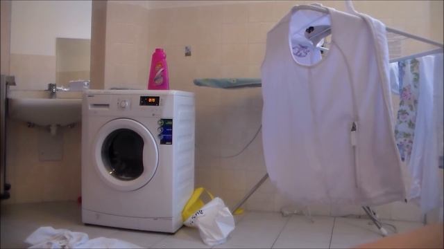 Beko Washing Machine  -  Suds Lock Rinses And Spins