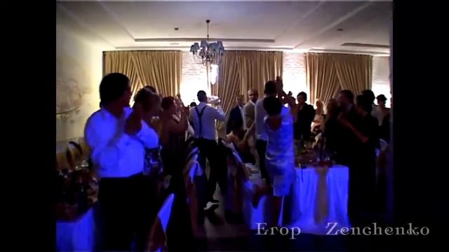 Ведущий  Егор Zenchenko