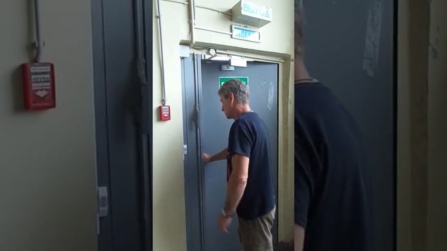 videonablyudenie-msk.ru Установка магнитного замка с аудиодомофоном Вход по ключам ТМ Ч1 смотреть онлайн