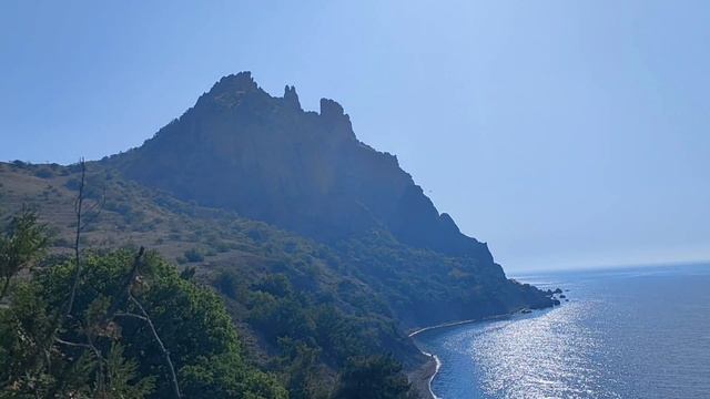 КАРАДАГ - ДРЕВНИЙ ВУЛКАН. НЕВЕРОЯТНОЕ ПУТЕШЕСТВИЕ. БИОСТАНЦИЯ КАРАДАГ. (1 ЧАСТЬ). смотреть онлайн