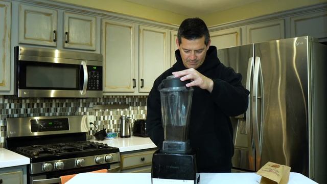 Grinding Coffee Beans with a Blender | Vitamix as my Coffee Grinder смотреть онлайн