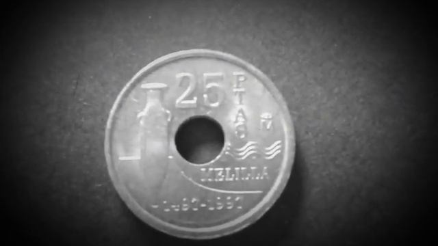 25 ПЕСЕТ 1997 ГОД, МЕЛИЛЬЯ смотреть онлайн