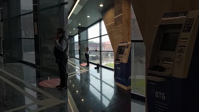 В Московском метро скрипка 🎻 смотреть онлайн