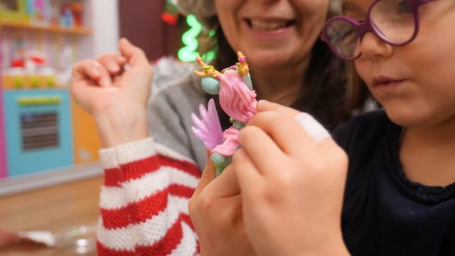 FESTA DI NATALE con GIOCHI e RICETTA a SORPRESA in Casa GBR смотреть онлайн