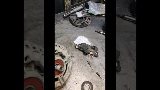 Volvo S80 2003, генератор с подшипником от тягача + работы с компрессором. смотреть онлайн