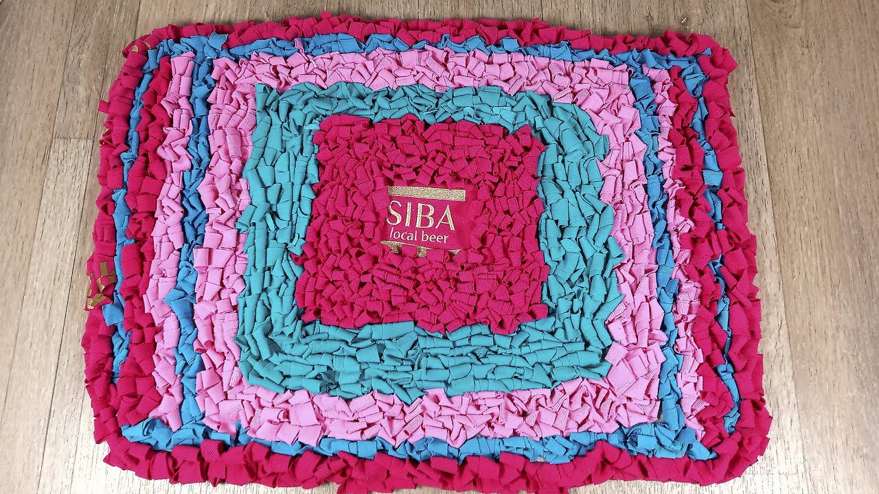 Как сделать коврик из старых футболок | DIY смотреть онлайн