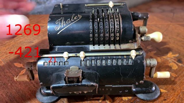 How to calculate square roots with old mechanical calculators (using a Thales from 1925) смотреть онлайн