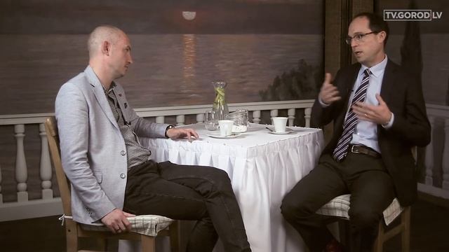 Наши в городе. Заместитель посла США Пол Политес