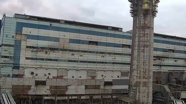 Демонтаж дымовой трубы с использованием лесов PERI смотреть онлайн