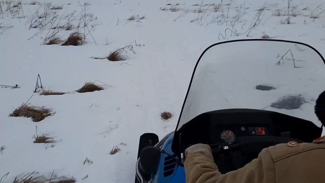 везём брёвна на снегоходе смотреть онлайн