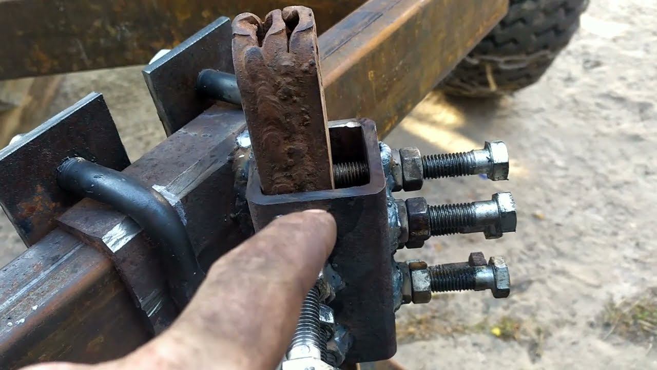 Самодельный плуг.Сделал крепление корпуса на раме. #3 смотреть онлайн