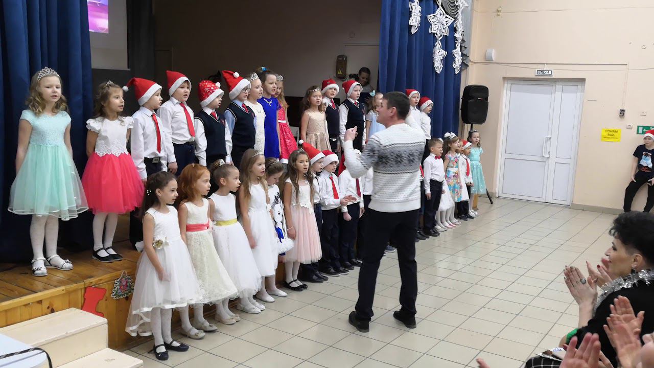 "Новый год - ёлка, шарики, хлопушки" — 1 е классы. смотреть онлайн