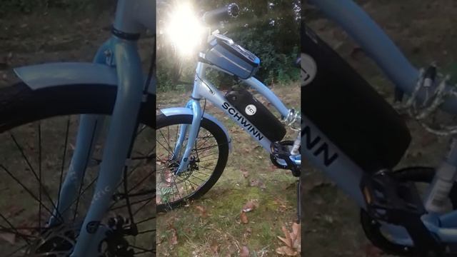 Schwinn☆EC1☆E-bike ~unboxing, put together, INFO & review~ LOVE IT!!!!!! ???? смотреть онлайн