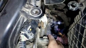 Замена прокладки термостата на Рено флюенс. Эмульсия. Масло в расширительном бачке.