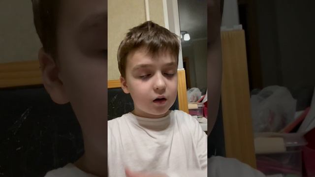 ПИОНЕРА ПОХИТИЛИ! Пионер Гуляет по Улице в 00:00!