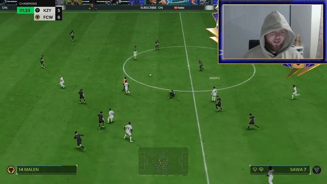 THE BEST MIDFIELDER ON FC 24! TOTY ICON SAWA PLAYER REVIEW! FC 24 Ultimate Team смотреть онлайн