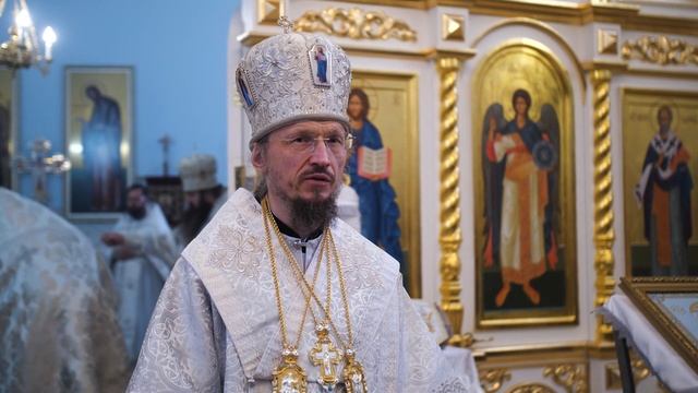 Митрополит Вениамин совершил освящение храма в честь святителя Николая в агрогородке Большевик смотреть онлайн