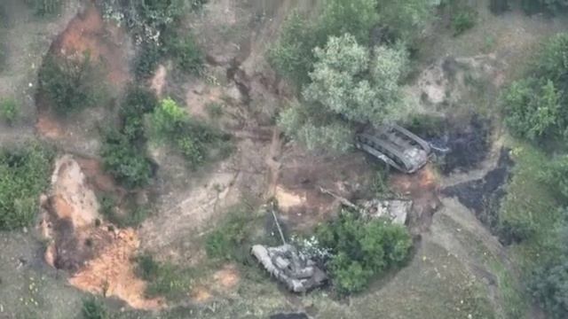 3 русских танка прыгнули в овраг смотреть онлайн