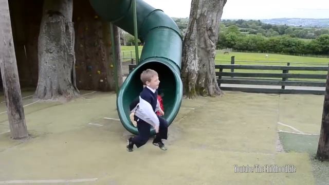 Playground Fun WATER SLIDE for kids Family Fun Slides Swings Trampoline Kids Play in the Park смотреть онлайн