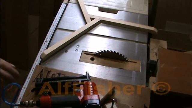 Стойка для прожектора. смотреть онлайн