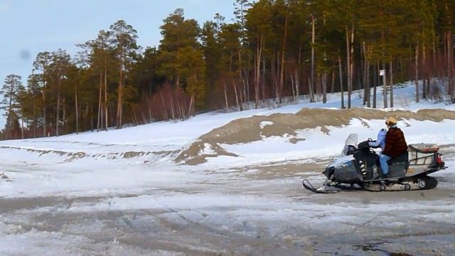 Отдых на природе, Майя на снежике смотреть онлайн