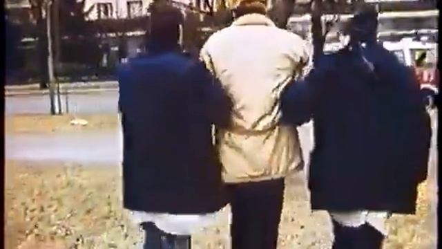 Скорая помощь символ тревоги смотреть онлайн
