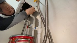 Отзыв от монтажника и сервисников  о Газовом котеле BAXI ECO Classic 24 F двухконтурный.