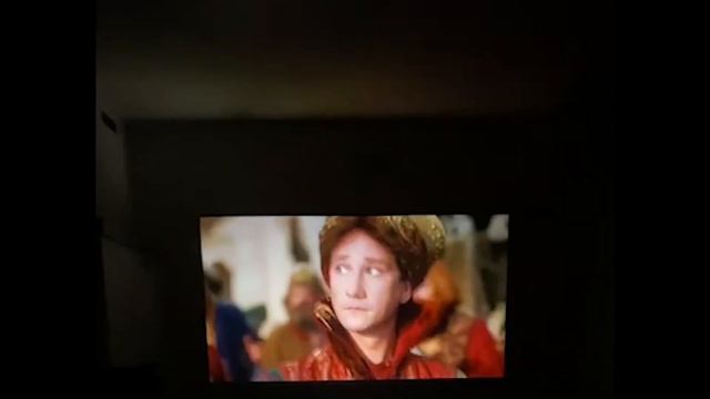 Экран 100" Xiaomi Fabulus F2 для ультракороткофокусных проекторов смотреть онлайн