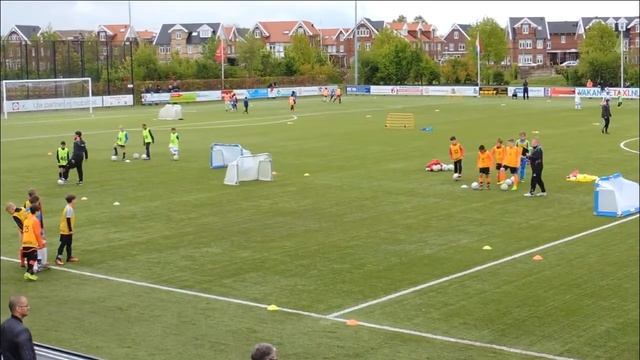 Просмотр футболистов скаутами профессиональных клубов смотреть онлайн