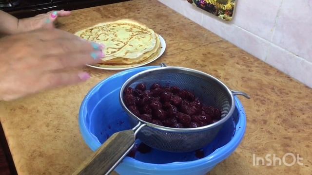 Тонкие блины на минеральной воде