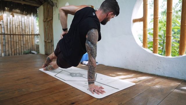 Advanced 30 Minute Strong Fluidity Yoga Practice смотреть онлайн
