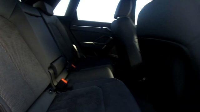 NJ20DNY Audi Q3 Vorsprung 40 TFSI quattro 190 PS S tronic смотреть онлайн