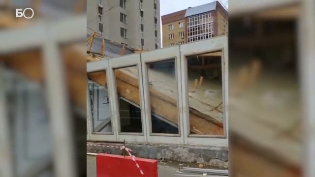В Казани судебные приставы снесли ларек смотреть онлайн