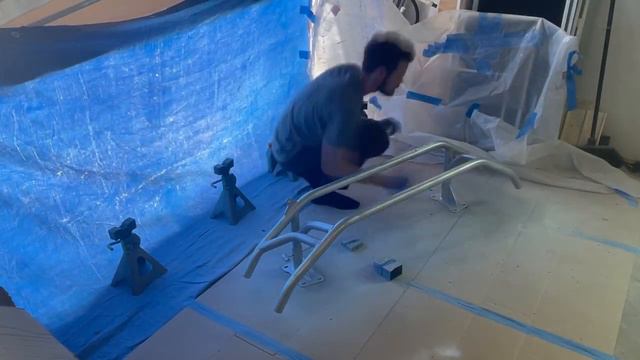 True Focus Fab Bash Bar Paint & Final Install! смотреть онлайн