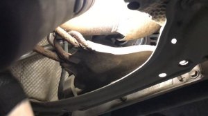 Снятие переднего редуктора Volvo XC90 T5, может кому от будет полезно!