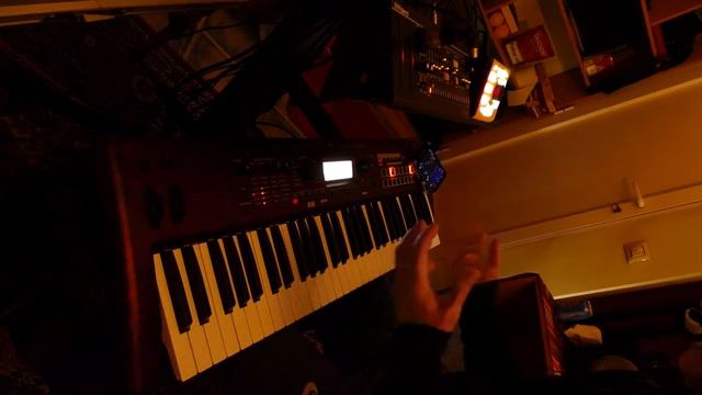 3 VOCODERS REVIEW: Roland VP-03, TC-Helicon Perform VE, Korg Kross 2 ( смотреть онлайн