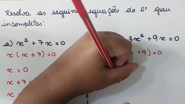 Resolva as seguintes equações do 2° grau incompletas | x² + 7x = 0 | - 3x² + 9x = 0 смотреть онлайн