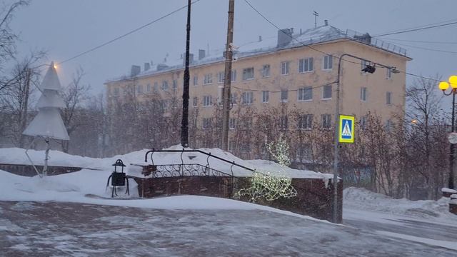 МЕТЕЛЬ В ГОРОДЕ смотреть онлайн
