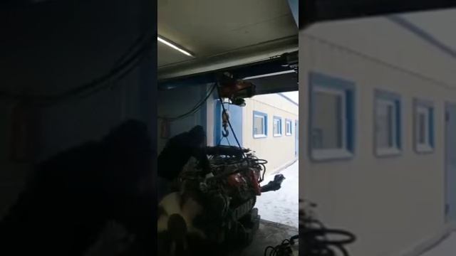 ДВИГАТЕЛЬ ПРОВАЛЯЛСЯ НА СВАЛКЕ МНОГО ЛЕТ. ПЕРВЫЙ ЗАПУСК! смотреть онлайн