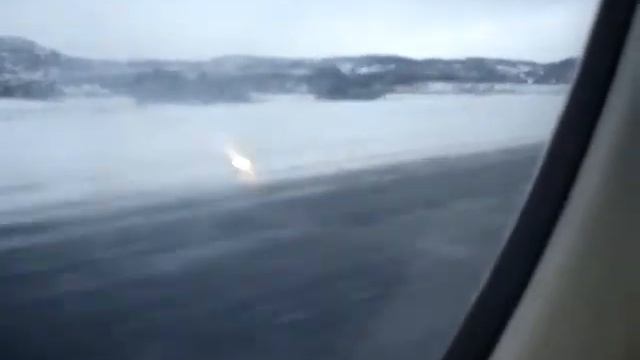 Landing, Vaernes airport, Trondheim, Norway смотреть онлайн
