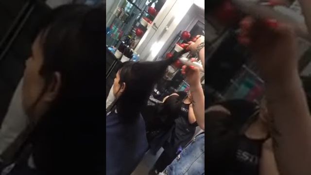 Креативная стрижка от мастера смотреть онлайн