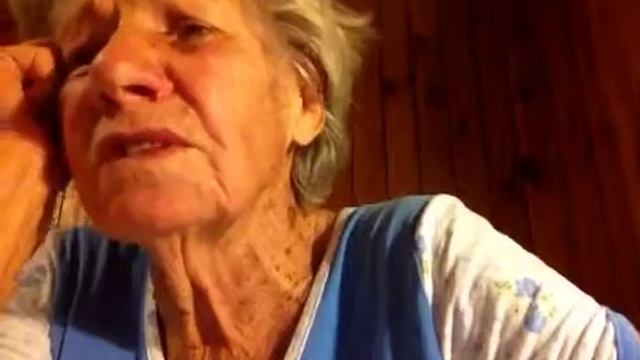 Баба Лида читает свои стихи смотреть онлайн