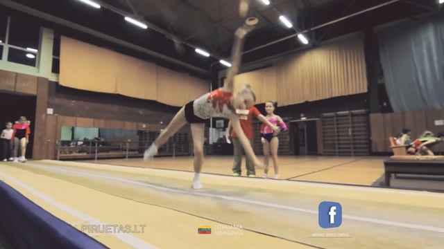 Висагинаc, Visaginas, прыжки на батуте для детей, батут, дети батутисты смотреть онлайн
