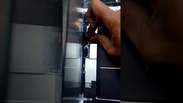 IPad 3 Model A1430 WiFi,Cellular,Digitizer Issues