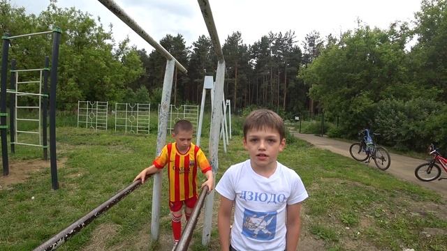 Как научится отжиматься на брусьях с нуля смотреть онлайн